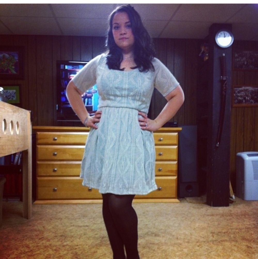 Cream short sleeve sweater dress